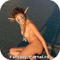 Эльфийка на морском песке