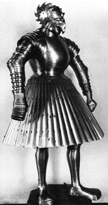 ParadeArmour_1525.jpg